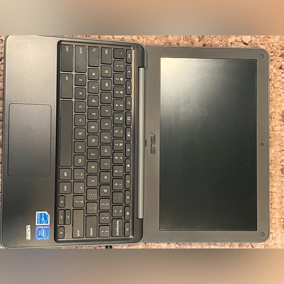 ASUS Chromebook C203XA Rugged & Spill Resistant Laptop - Picture 2 of 6